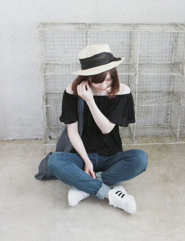 インスタでよく見かける 黒のオフショル やっと見つけました しかも2way オフショルダーブラウス